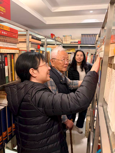 2d8f2fda-e4f0-493d-a653-5f566af832da